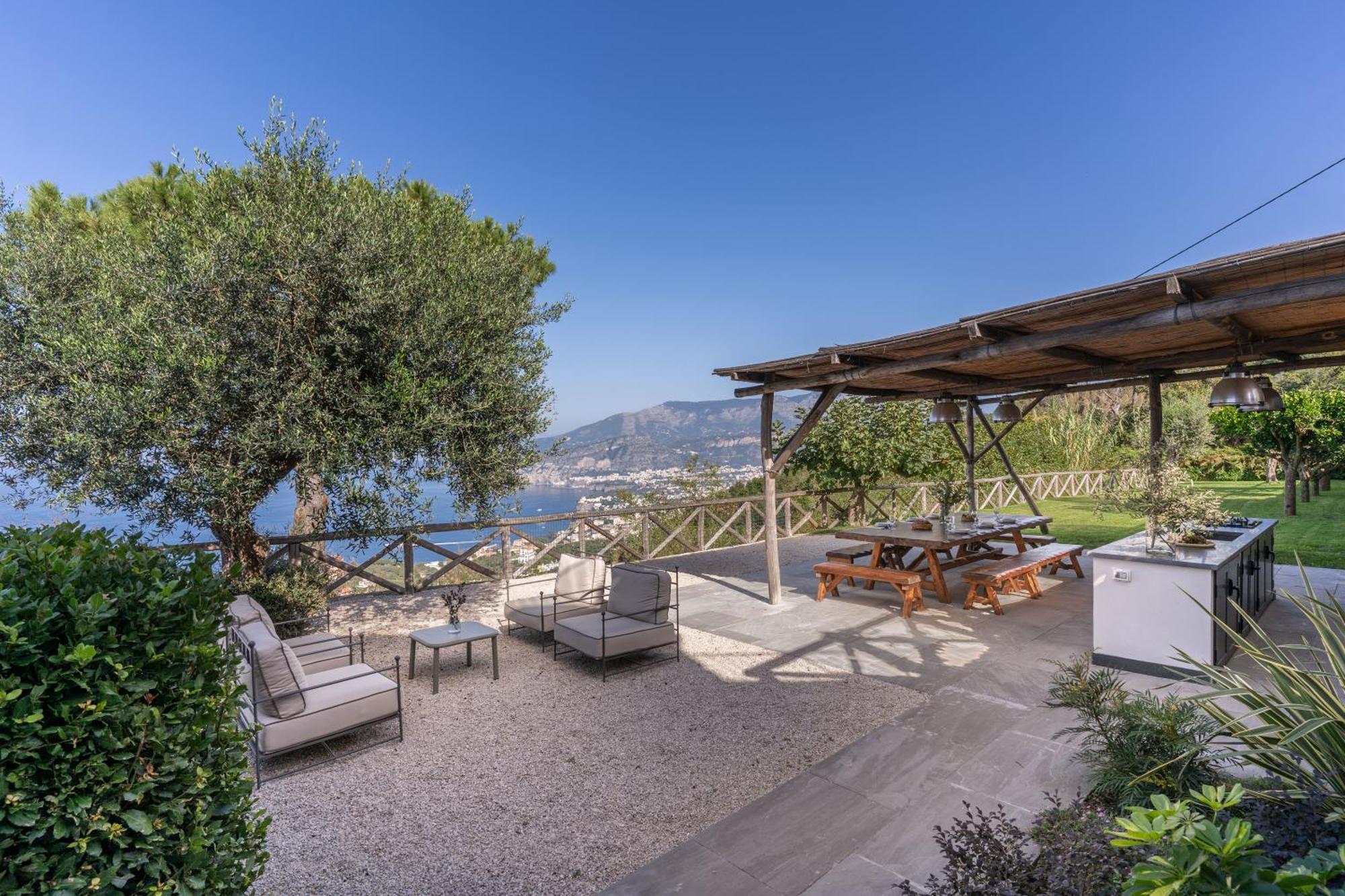 Villa Giulia Boutique Views Pool And Guest Services Sorrento Eksteriør billede